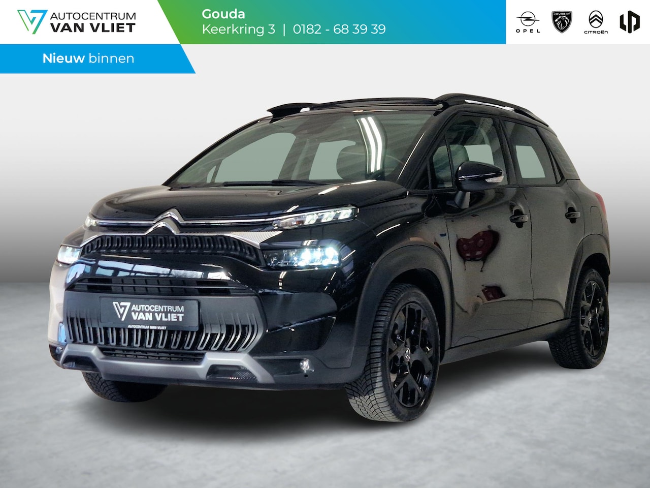 Citroën C3 Aircross - 1.2 PureTech Shine Automaat | Elektrisch dakraam | Leder | Voorruitverwarming | Navigatie - AutoWereld.nl