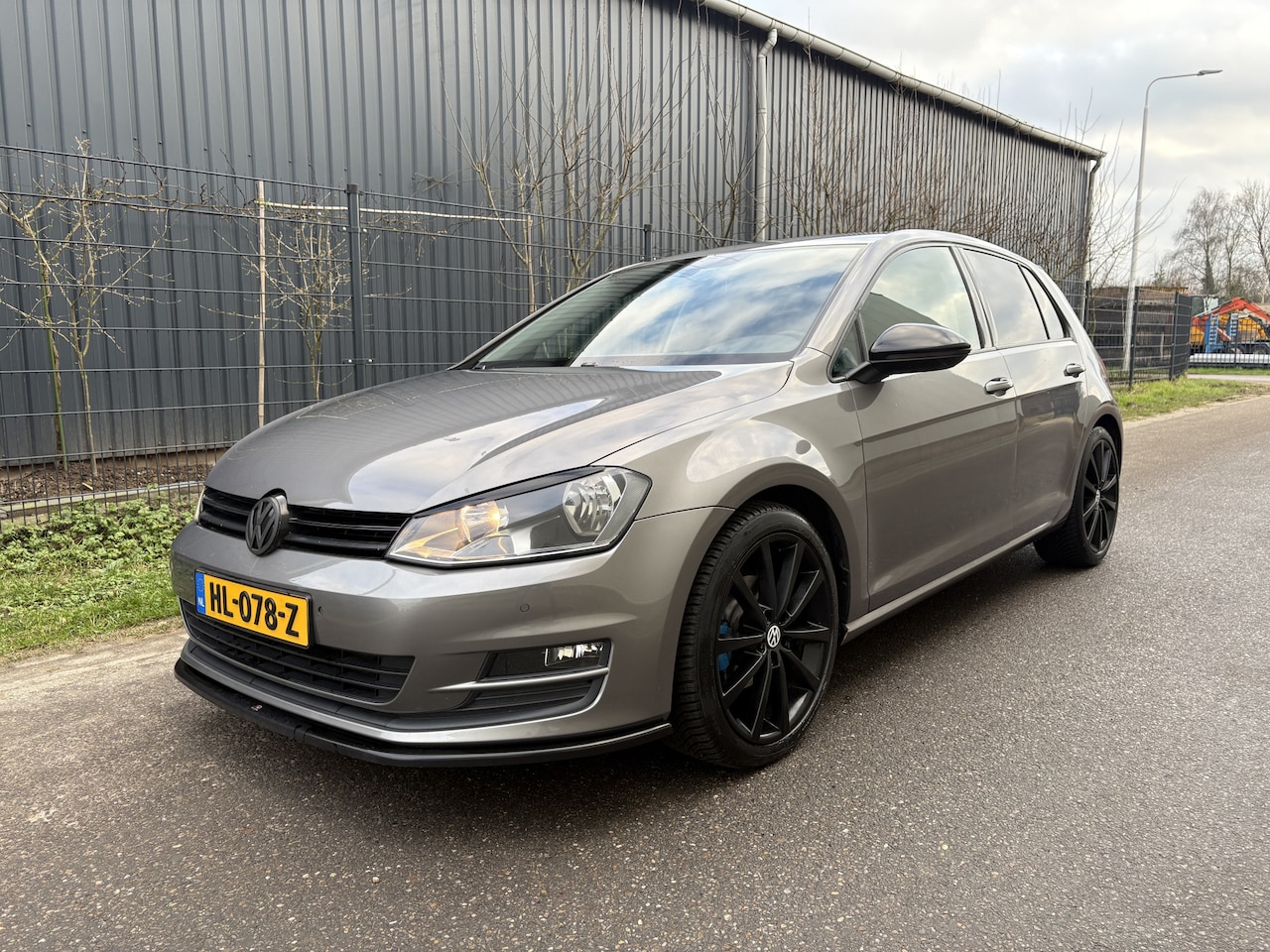 Volkswagen Golf - 1.0 TSI Comfortline / 5-DEURS / NAVI / AIRCO ECC / CRUISE - AutoWereld.nl