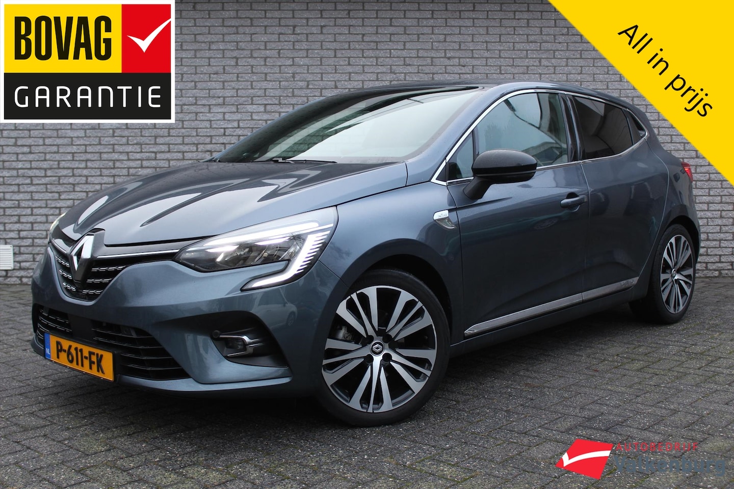 Renault Clio - 1.6 E-Tech Hybrid 140pk Initiale Paris | Trekhaak | Camera | Carplay | Stoel/Stuurverwarmi - AutoWereld.nl