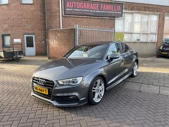 Audi A3 Limousine - 1.6 TDI Ambition Sport Edition