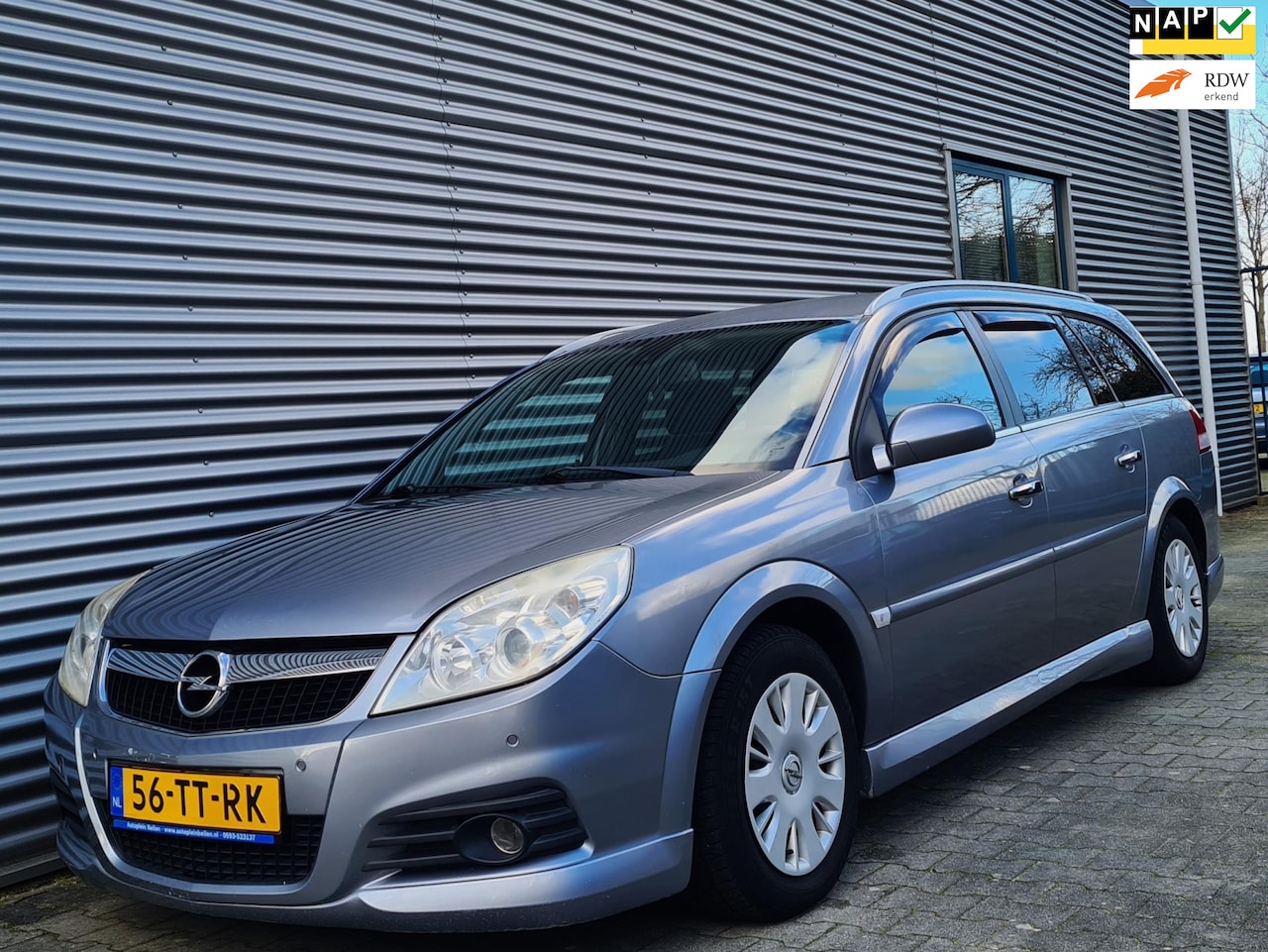 Opel Vectra Wagon - 2.2-16V Executive 01-2007 Grijs Metallic - AutoWereld.nl