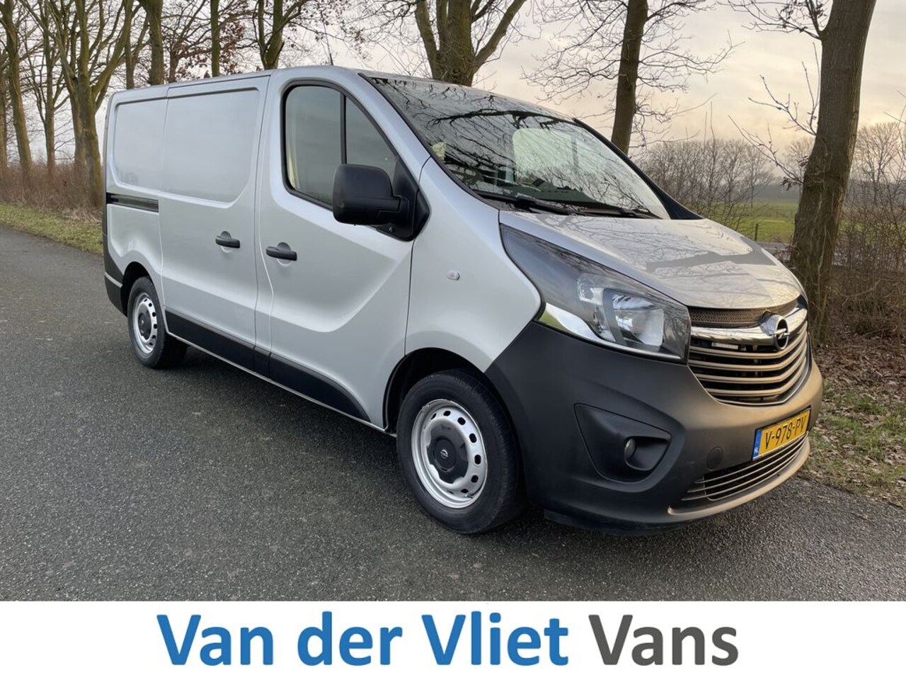 Opel Vivaro - 1.6 CDTI E6 126pk Edition 3 zits BPM Vrij! Lease €210p/m, Trekhaak, Airco, Navi, PDC, Crui - AutoWereld.nl