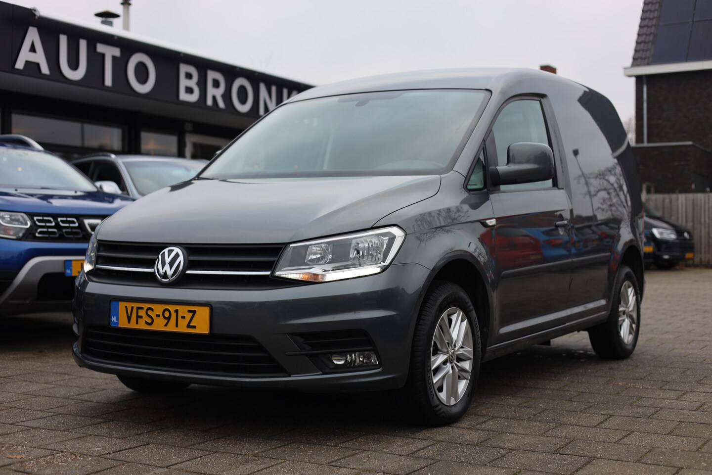 Volkswagen Caddy - 2.0 TDI L1H1 BMT HIGHLINE AUTOMAAT - AutoWereld.nl