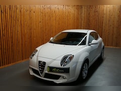 Alfa Romeo MiTo - 0.9 TWINAIR ESCLUSIVO/ AIRCO/ NAVI/ LEER