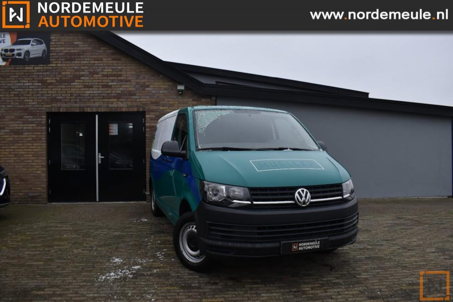 Volkswagen Transporter - 2.0 TDI L1H1 ECO.BUS Navi, DAB, Camera - AutoWereld.nl