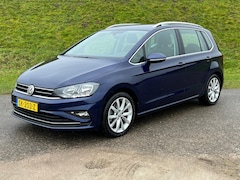 Volkswagen Golf Sportsvan - 1.5 TSI ACT Highline Automaat - Camera - 17''Lichtmetaal - Apple Carplay - zeer nette auto