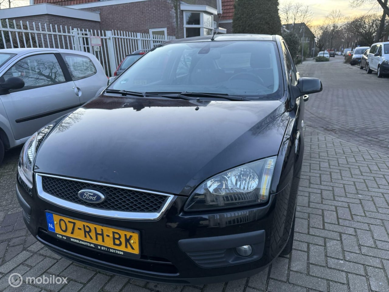 Ford Focus - 1.6-16V First Edition 1.6-16V First Edition - AutoWereld.nl