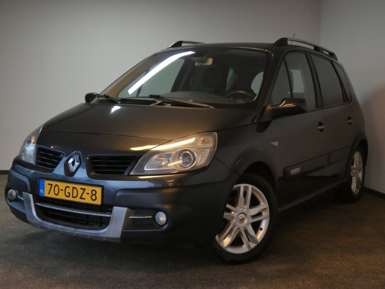 Renault Scénic - 2.0-16V Conquest 2.0-16V Conquest - AutoWereld.nl