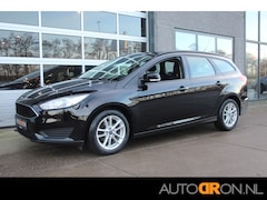 Ford Focus Wagon - 1.0 101 Pk Trend Navigatie, Trekhaak, LM