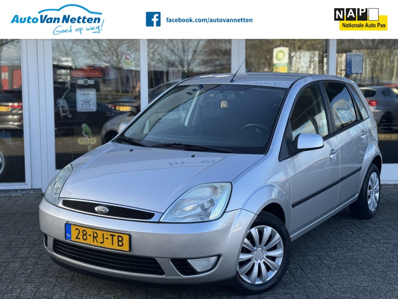 Ford Fiesta - 1.3-8V 1.3-8V 69pk, Culture uitv.,5 deurs,Airco,Elek pakket,cpv,trekhaak, - AutoWereld.nl