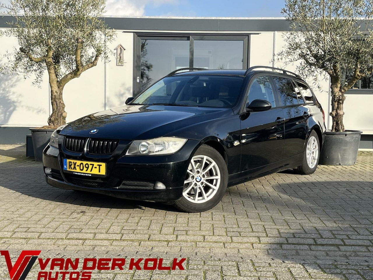 BMW 3-serie Touring - 318i High Executive Automaat Navi Cruise Climate Stoelverwarming - AutoWereld.nl