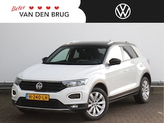 Volkswagen T-Roc - 1.5 TSI Sport | Trekhaak | Active Info | Navigatie | Stoelverwarming | Camera | Keyless |