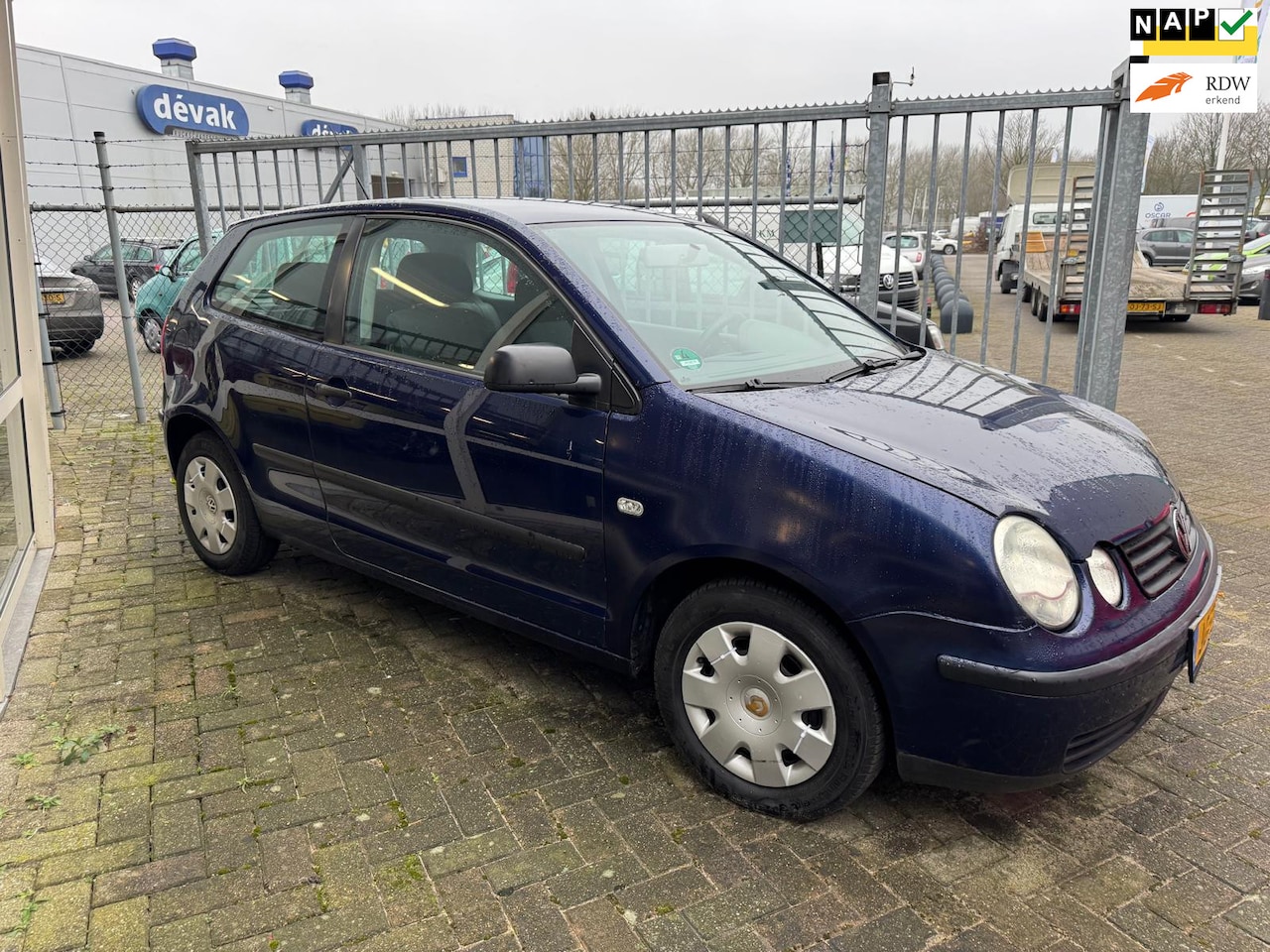 Volkswagen Polo - 1.2-12V Comfortline 1.2-12V Comfortline - AutoWereld.nl