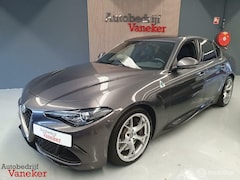 Alfa Romeo Giulia - 2.9 V6 Quadrifoglio|Dealer|Harman Kardon|Tecnico Bright