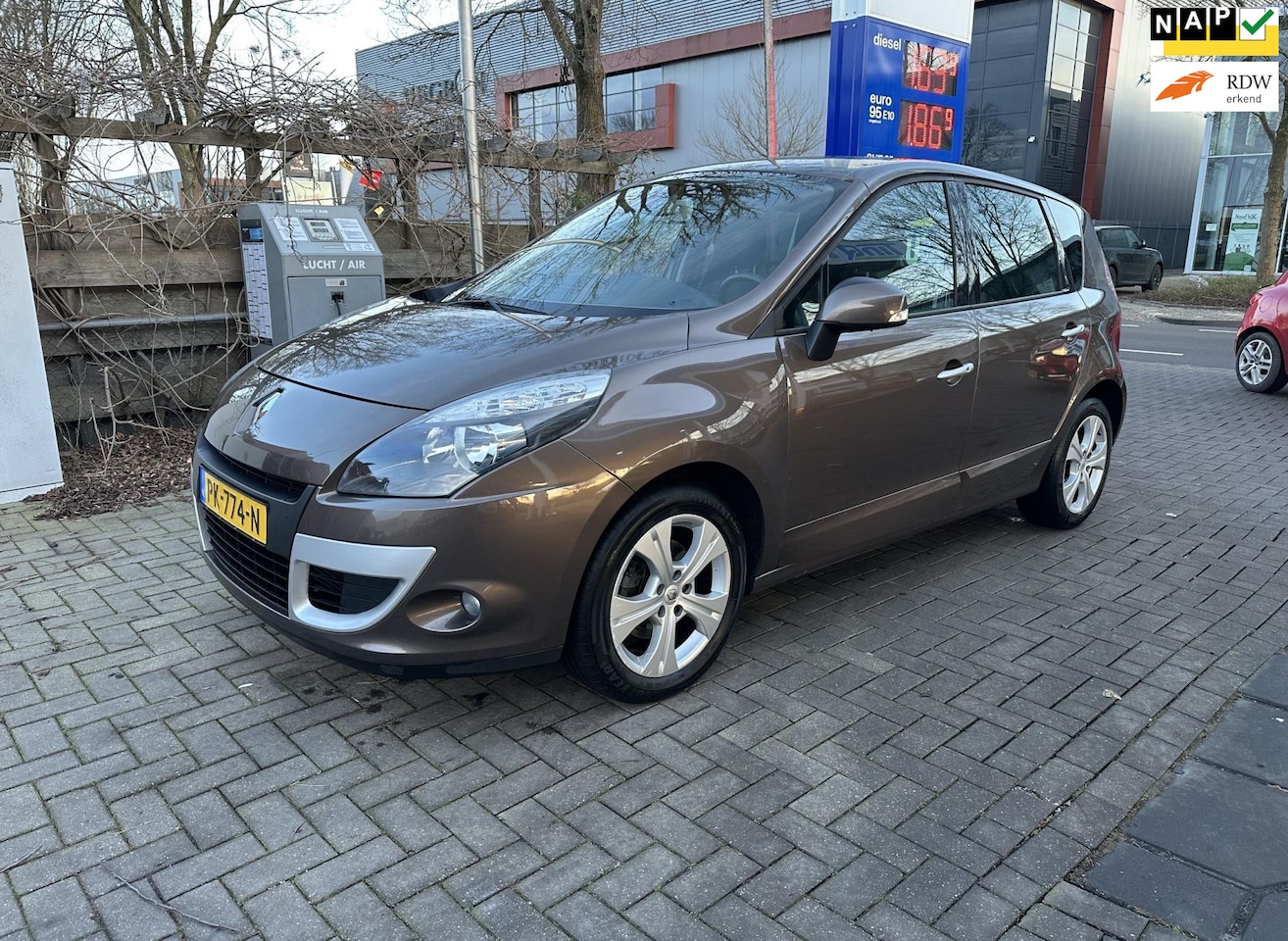 Renault Scénic - 1.4 TCE Dynamique prachtige auto met maar 149000 dkm op teller - AutoWereld.nl