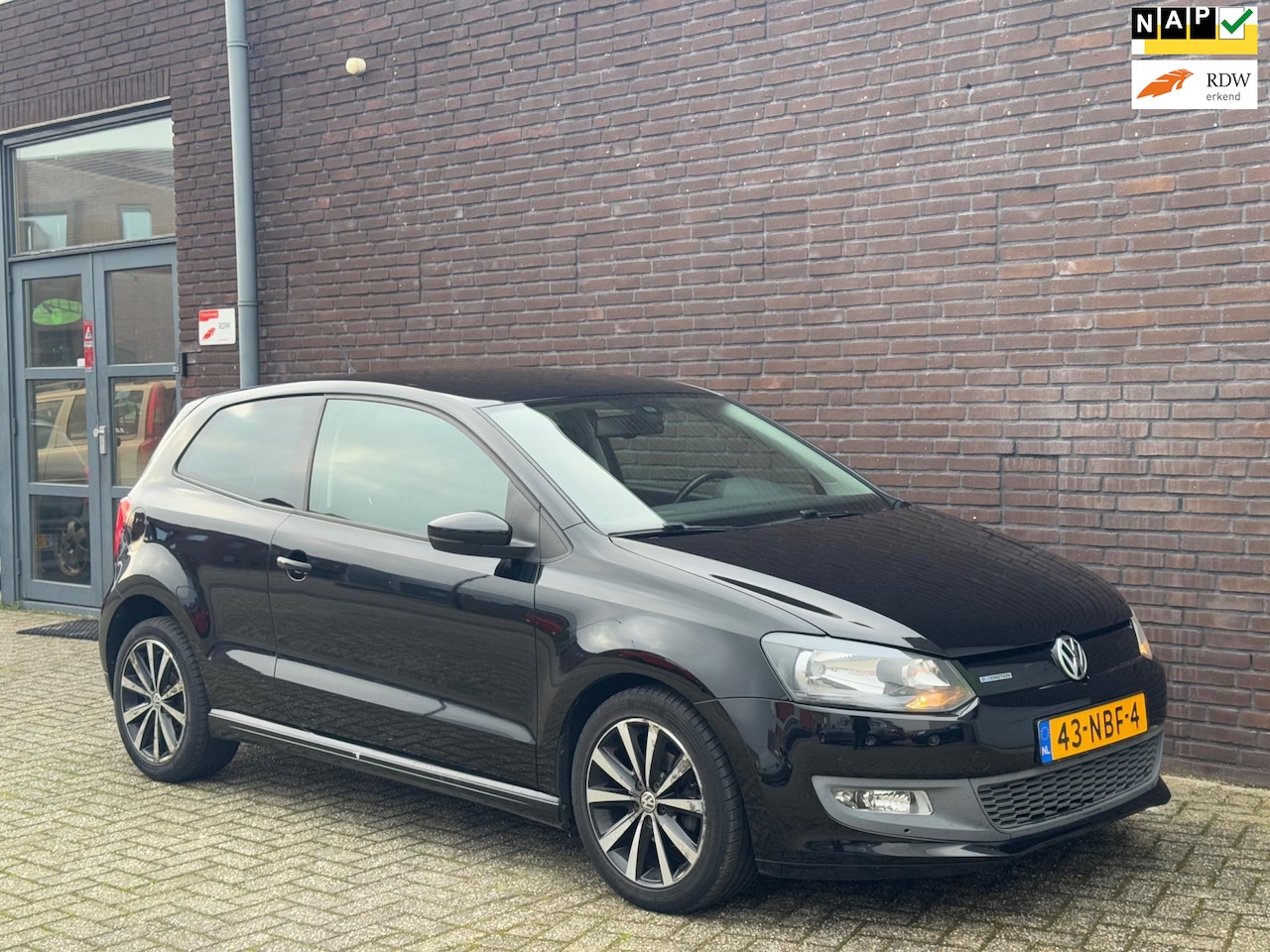 Volkswagen Polo - 1.2 TDI BlueMotion Comfortline Airco | Cruise | Trekhaak - AutoWereld.nl