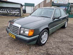 Mercedes-Benz 200-500 (W124) - 230 E