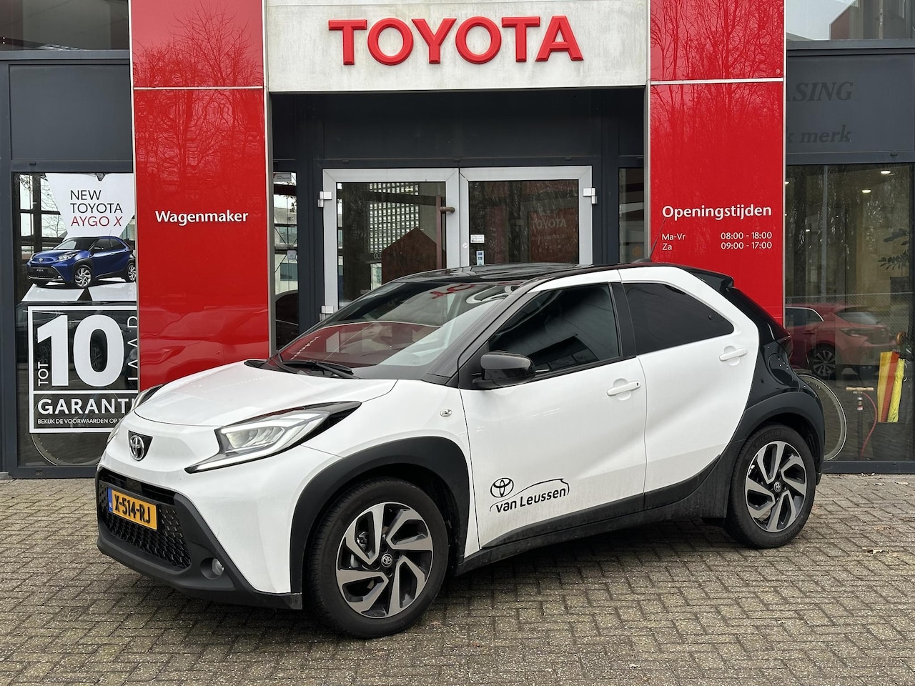 Toyota Aygo X - PULSE APPLE/ANDROID CAMERA CLIMA 17"LMV PRIVACY-GLASS LED DAB+ NL-AUTO - AutoWereld.nl