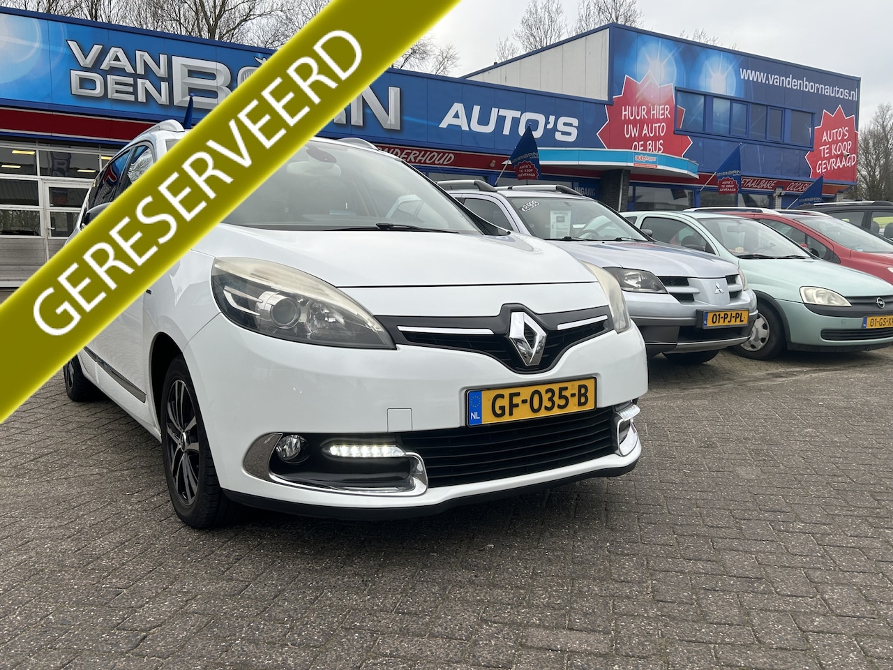 Renault Grand Scénic - 1.6 dCi Bose 7p. 2e eig 7P Airco Navi Trekhaak LMV 3 mnd Garantie - AutoWereld.nl