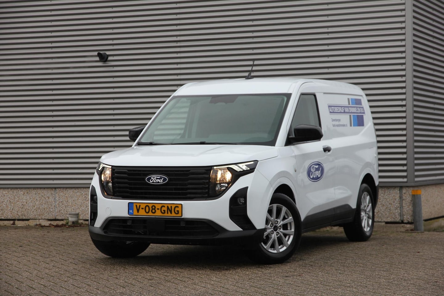 Ford Transit Courier - 1.5 100pk Trend 'Frozen White' DEMO - AutoWereld.nl