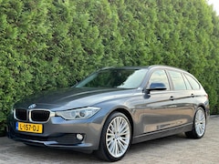 BMW 3-serie Touring - 318d Upgrade Edition Panorama Trekhaak