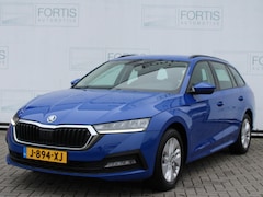 Skoda Octavia Combi - 1.0 TSI Ambition NL AUTO | PDC | NIEUWE TYPE CARPLAY | LMV |