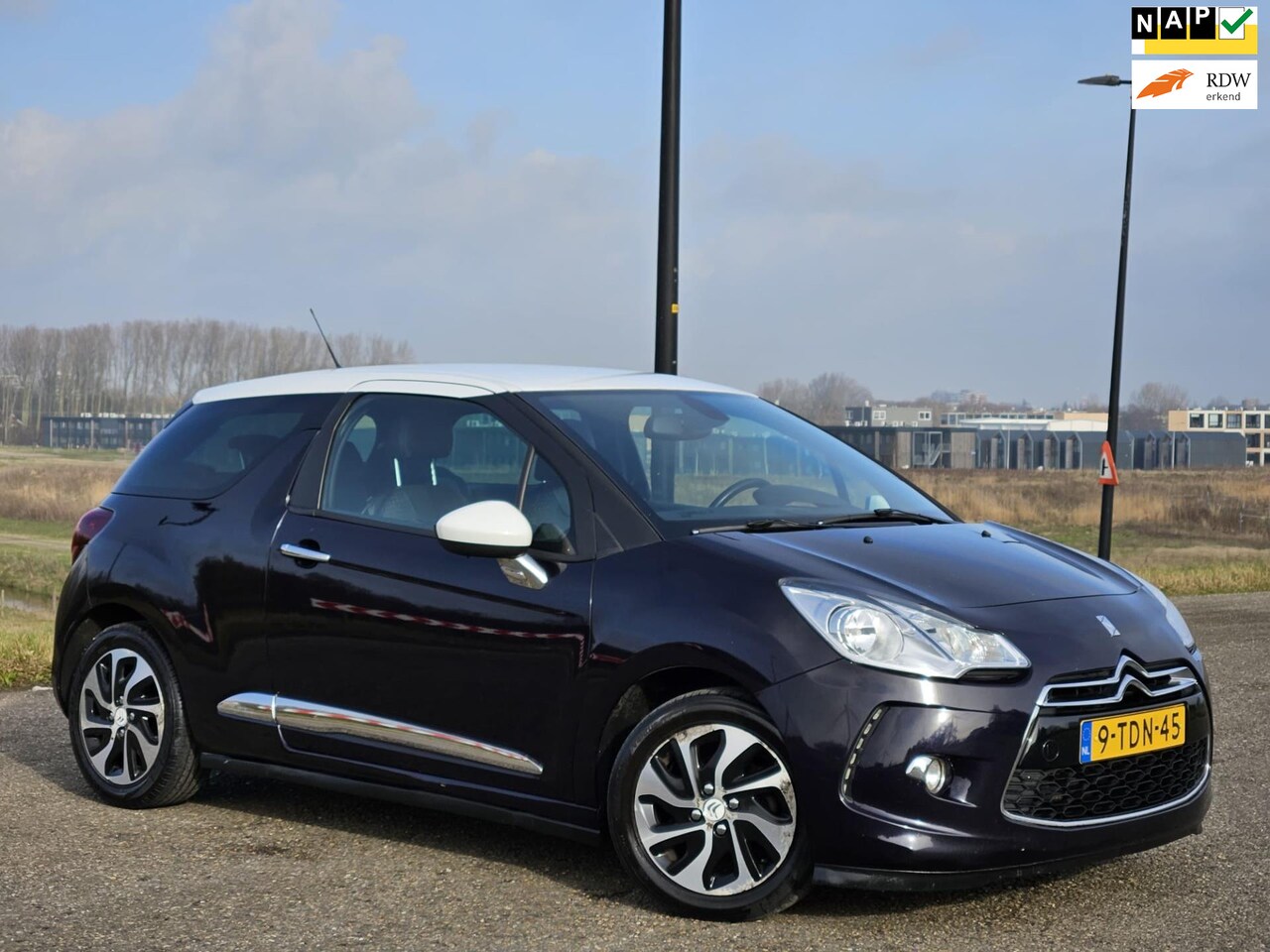 Citroën DS3 - 1.6 e-HDi Business Leder| Stoelverw| Navi| Led| Clima| Lmv| Nap| Boekjes - AutoWereld.nl