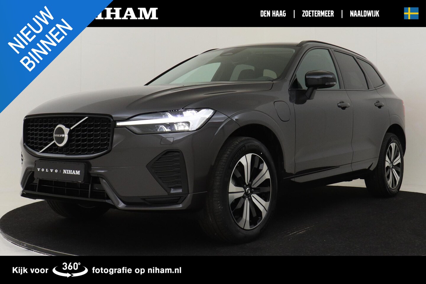 Volvo XC60 - T6 RECHARGE AWD PLUS DARK *NIEUW* -PANO.DAK|HARMAN/KARDON|TREKHAAK|POWER-SEATS - AutoWereld.nl