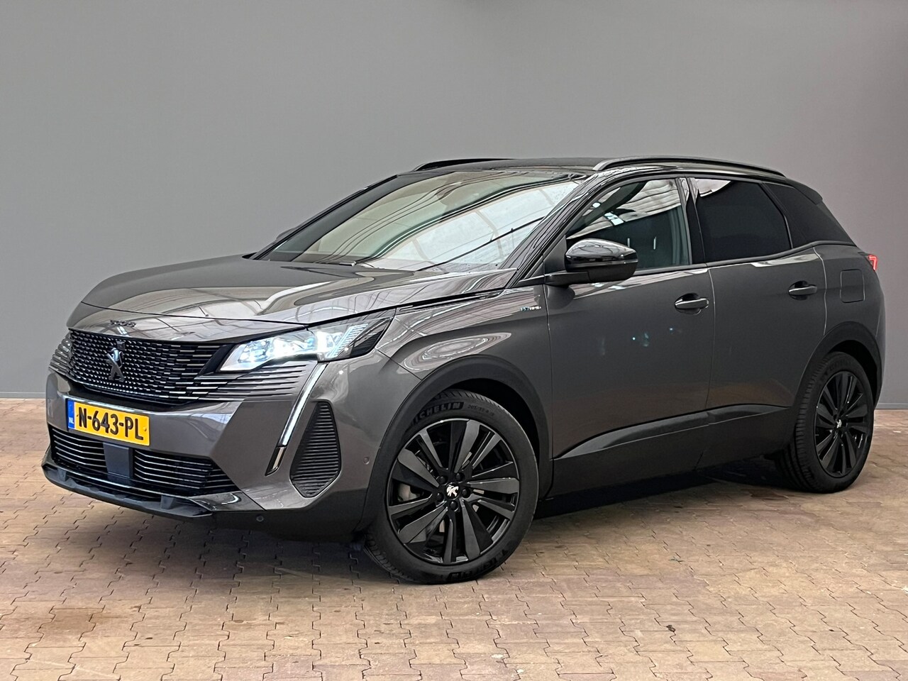 Peugeot 3008 - 1.6 HYbrid 225 GT Pack Business 1.6 HYbrid 225 GT Pack Business - AutoWereld.nl