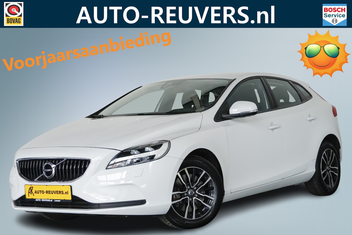 Volvo V40 - 1.5 T2 Nordic+ / LED / Aut / Navi / Standkachel / Trekhaak - AutoWereld.nl