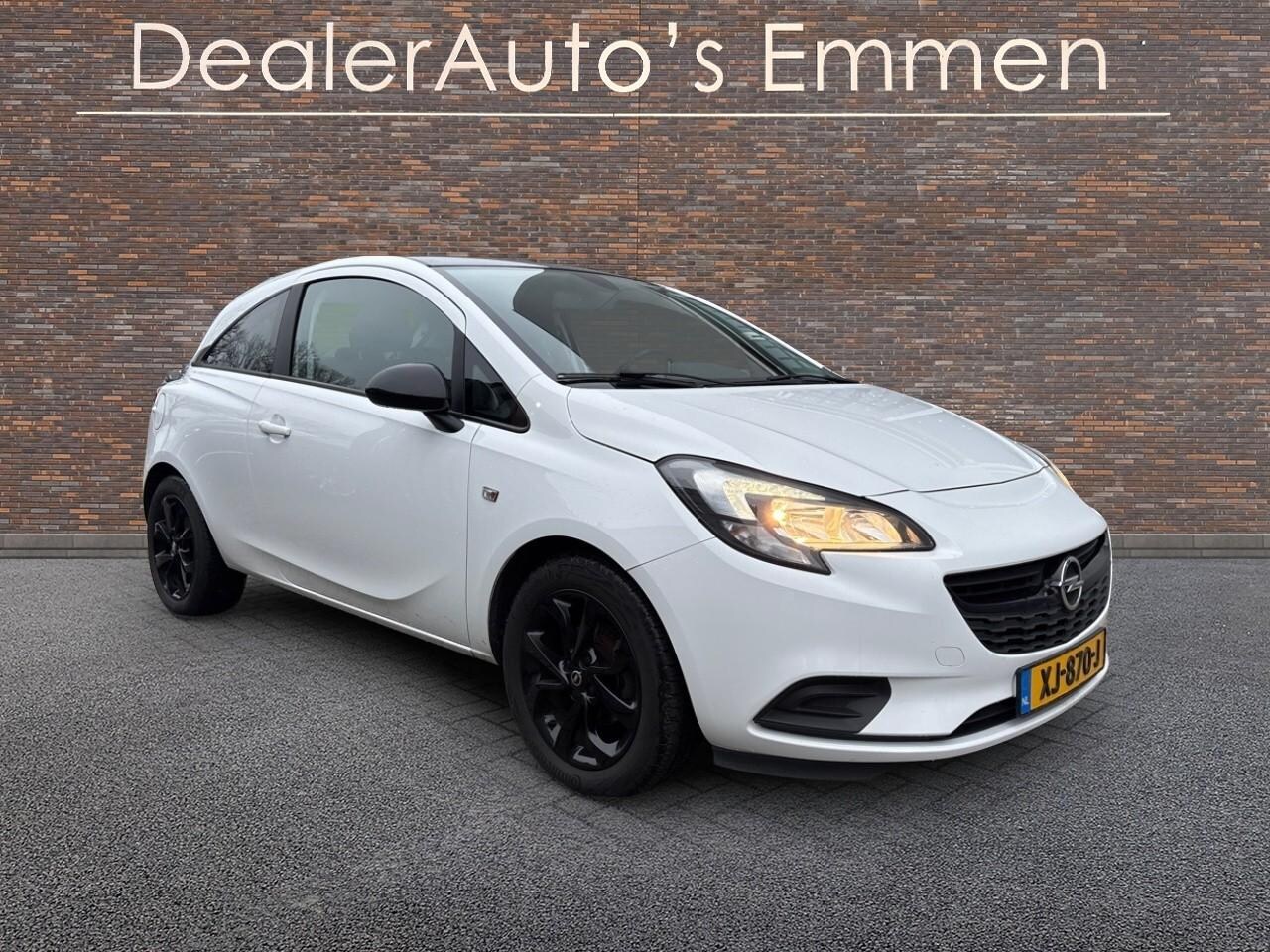 Opel Corsa - 1.4 Black Edition 1.4 Black Edition - AutoWereld.nl