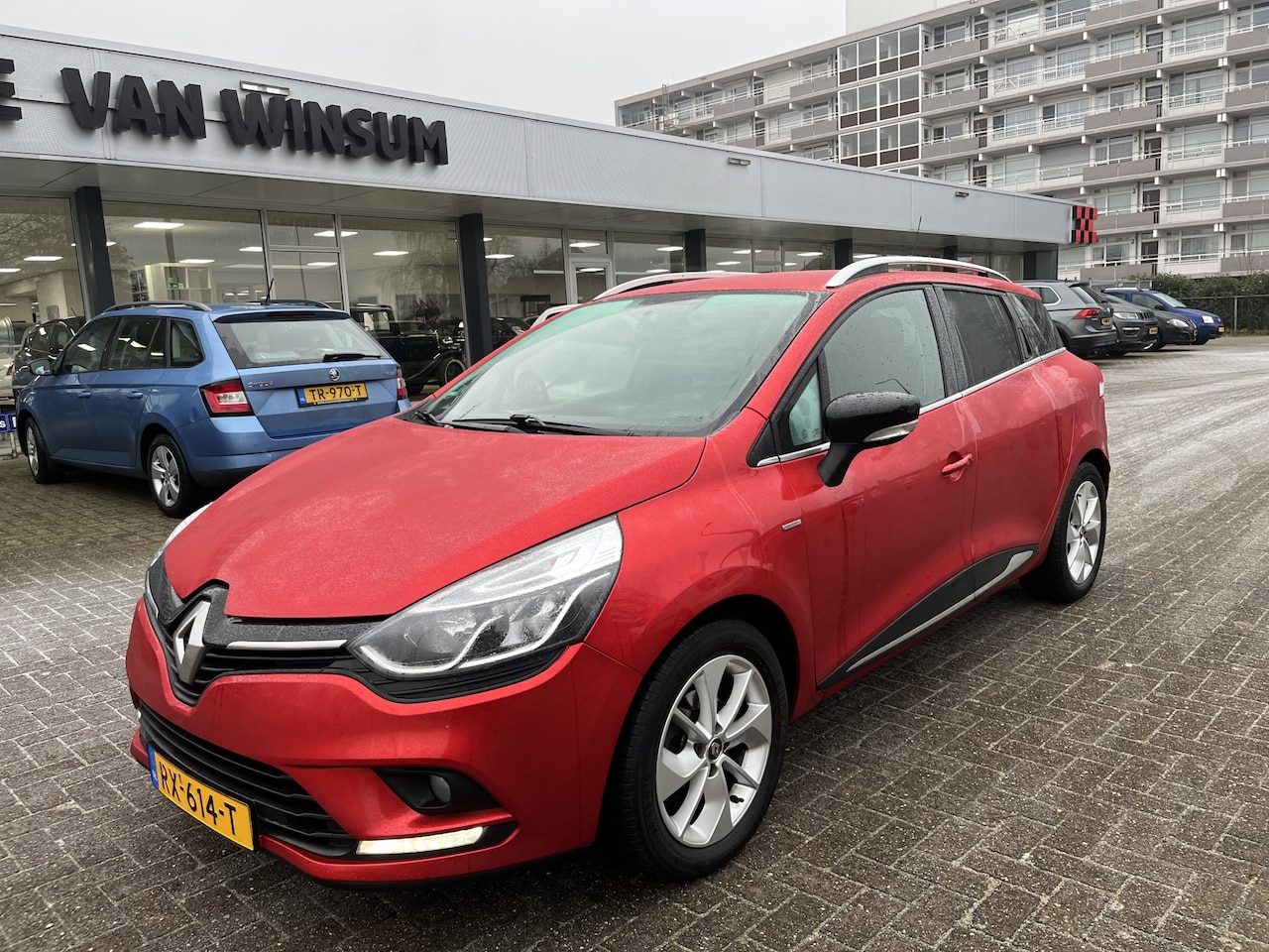 Renault Clio Estate - 0.9 TCe Limited Navi Cruise Acamera Lmv Pdc Nap - AutoWereld.nl