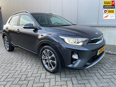 Kia Stonic - 1.0 T-GDi ExecutiveLine / Navigatie / Stuur+stoelverwarming