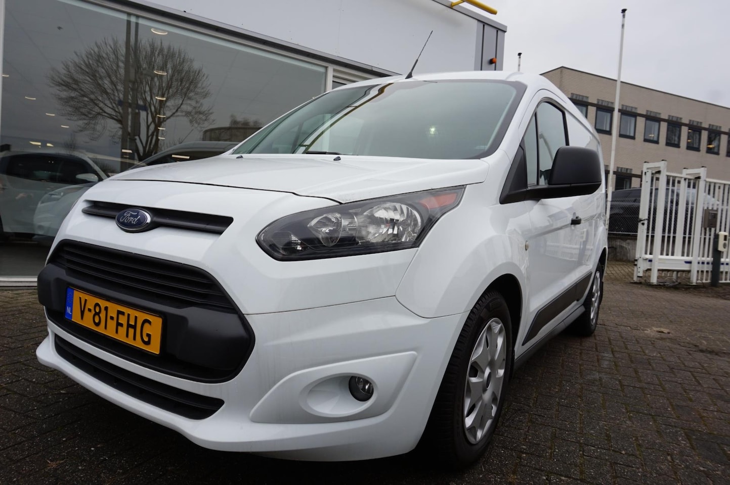 Ford Transit Connect - 1.0 Ecoboost 74Kw L1 Trend|Airco|Schuifdeur|PDC | 3-Zits|Navi - AutoWereld.nl