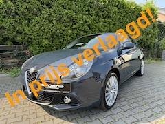 Alfa Romeo Giulietta - 1.4 Turbo Cruise, Climate, Navi, Leder