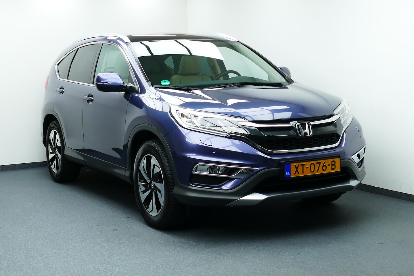 Honda CR-V - 2.0 4WD Executive 1-Eig. Panodak, Leer, Navi, Camera, 18"LMV, Haak 1700kg - AutoWereld.nl