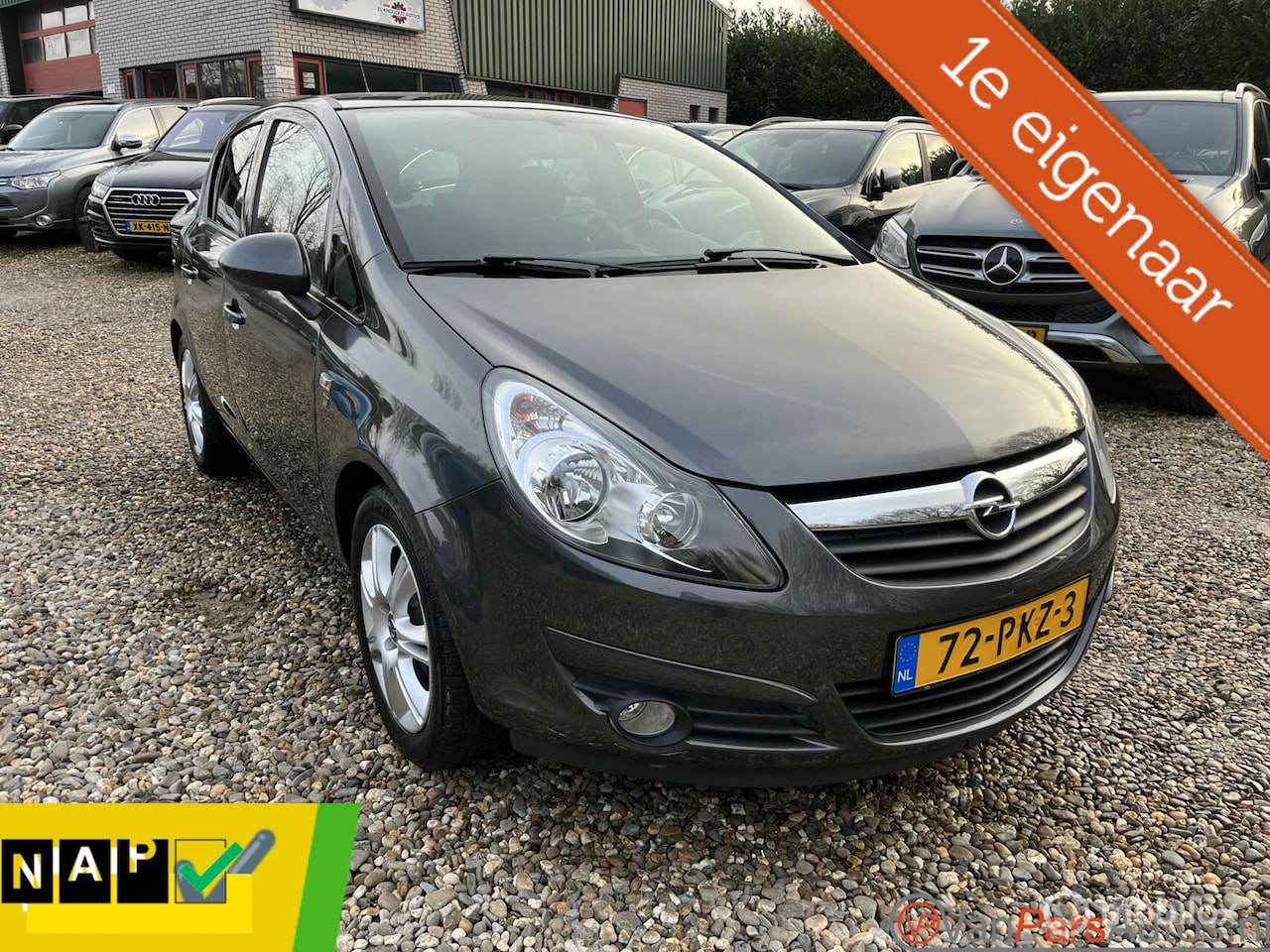 Opel Corsa - 1.4-16V '111' Edition 1.4-16V '111 Edition,5drs,Airco,cruise,1e eigenaar - AutoWereld.nl