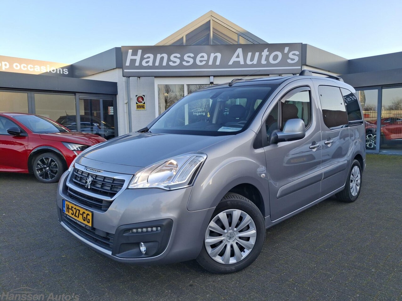 Peugeot Partner Tepee - 1.2 PureTech Active 1.2 PureTech Active - AutoWereld.nl