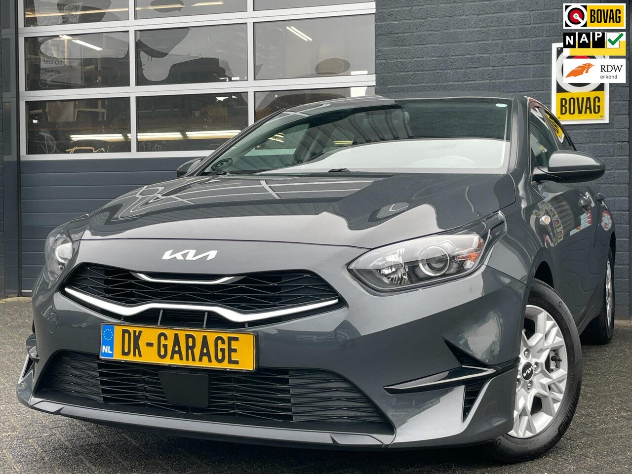 Kia Cee'd - Ceed 1.0 T-GDi DynamicLine|NIEUW MODEL|CARPLAY|CLIMA|CRUISE|STOEL-STUURVERW.|1e EIG.| - AutoWereld.nl