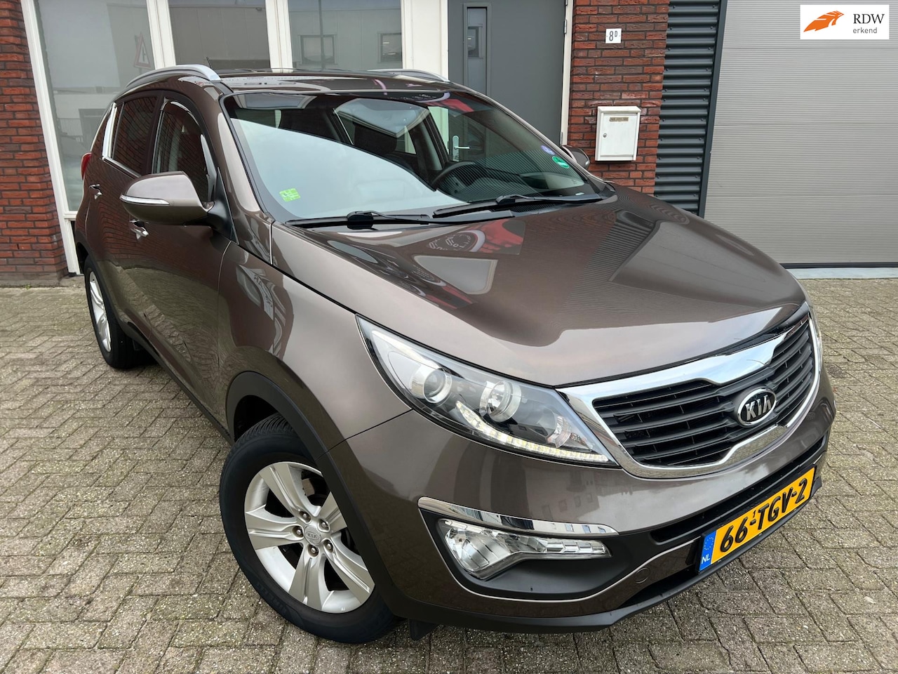 Kia Sportage - 1.6 GDI X-ecutive Plus Pack / Leder / PDC / Clima / AUX / NAP - AutoWereld.nl