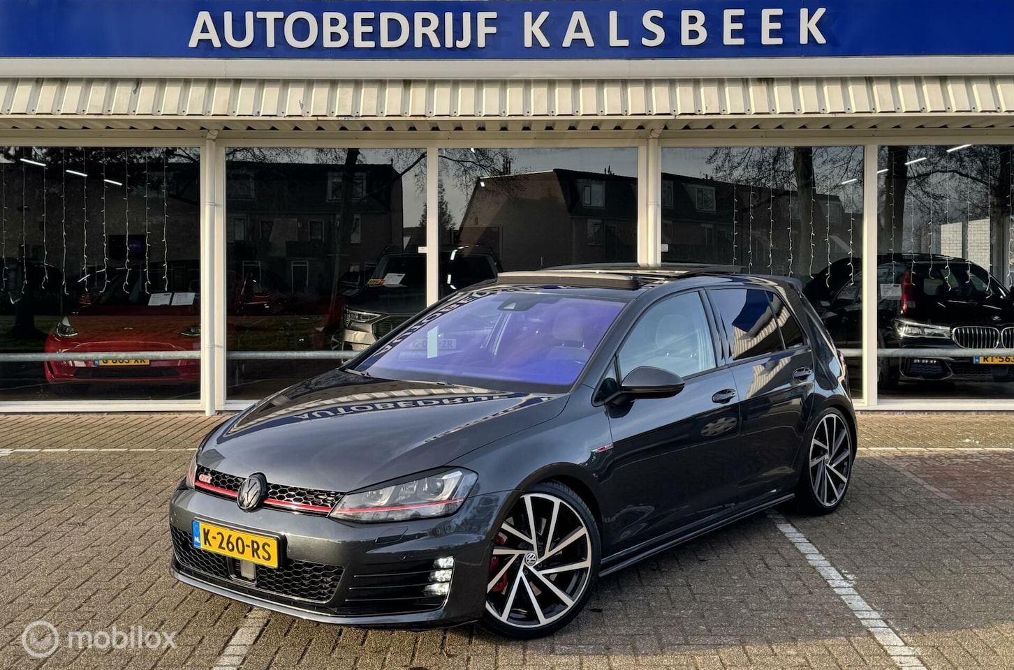 Volkswagen Golf - 2.0 TSI GTI Performance|Pano|Lane assist|Dynaudio|Dodehoek|Lane assist| - AutoWereld.nl