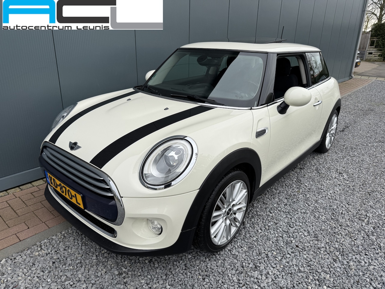 MINI Cooper - Mini 1.5 Chili Serious Business 3-drs - AutoWereld.nl