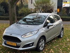 Ford Fiesta - 1.0 Style Ultimate PDC V+A Dealer onderhouden