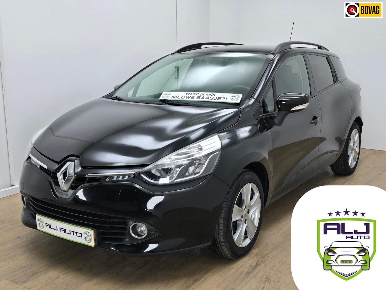 Renault Clio Estate - Occasion automaat 1.2 met trekhaak en met cruisecontrol | Tweedehands Renault clio station - AutoWereld.nl