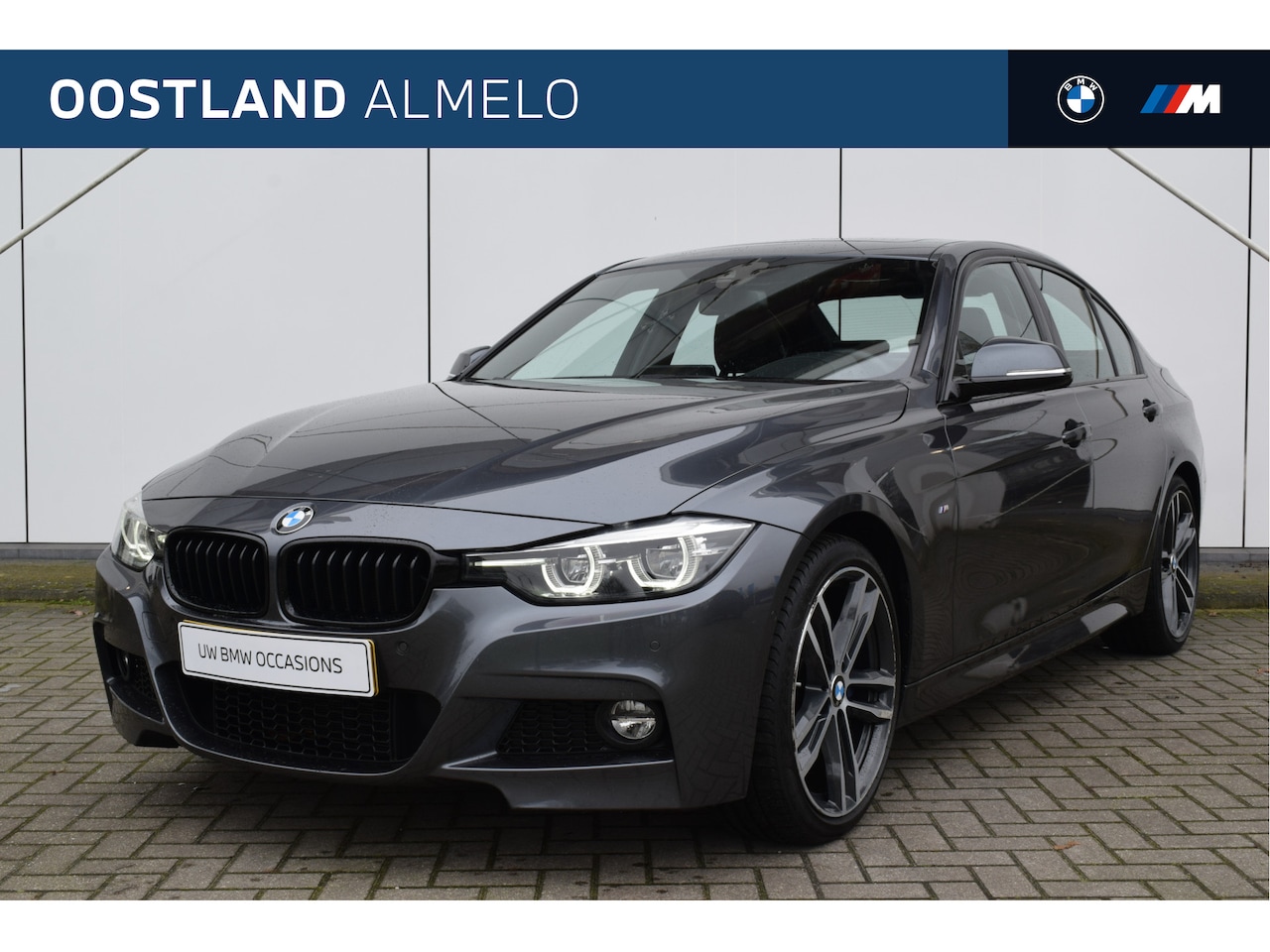 BMW 3-serie - 320i Executive M Sport Automaat / Schuif-kanteldak / LED / Achteruitrijcamera / Sportstoel - AutoWereld.nl