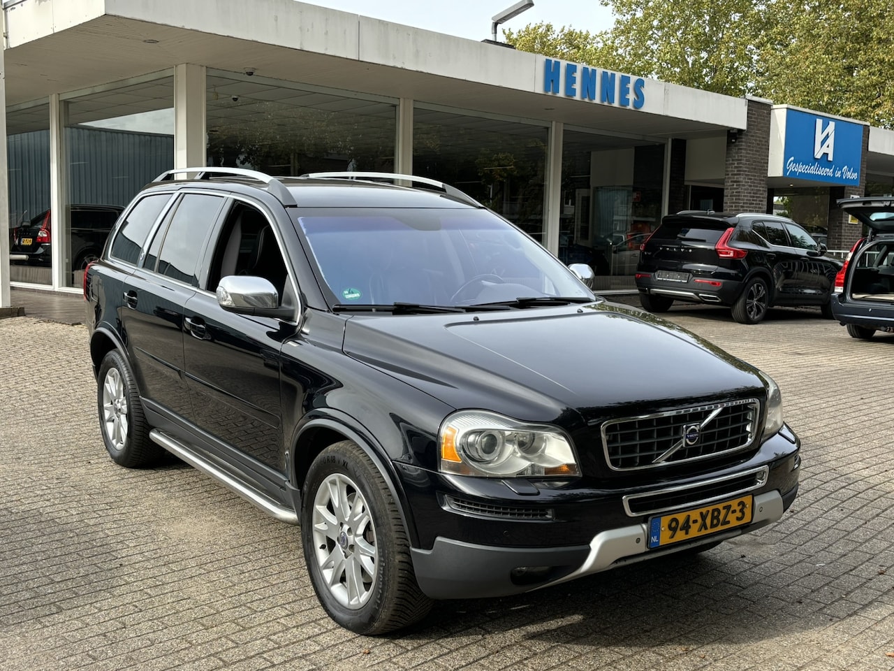 Volvo XC90 - 4.4 V8 AWD Executive LPG BTW voordeel €500,- - AutoWereld.nl