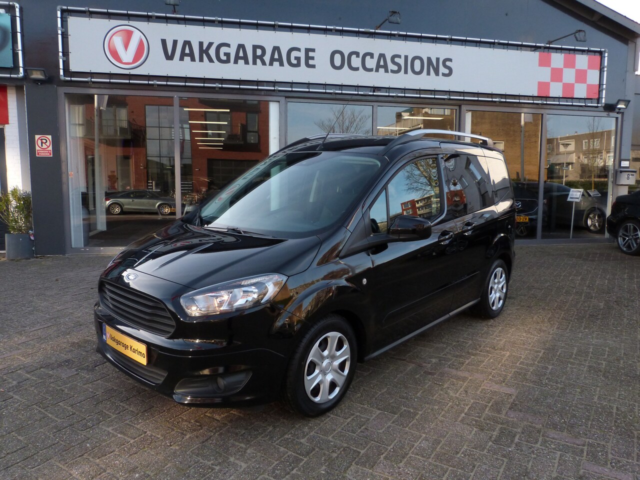 Ford Tourneo Courier - 1.0 Titanium 1.0 Titanium - AutoWereld.nl