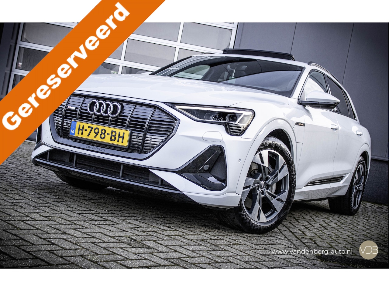 Audi e-tron - 50 Quattro 3x S-Line Black Edition PANO Origineel NL - AutoWereld.nl