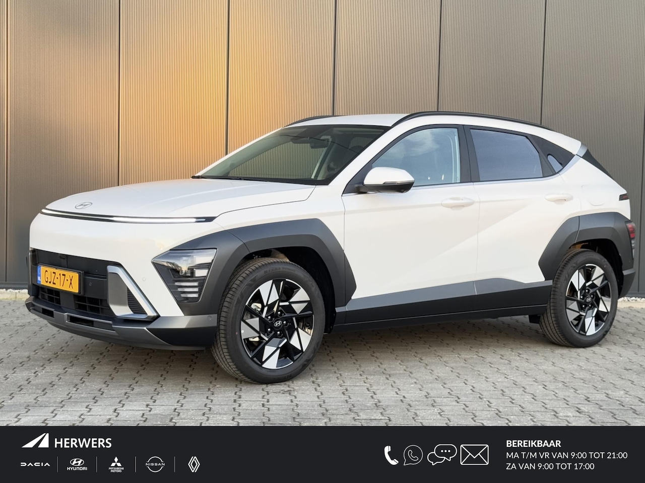 Hyundai Kona - 1.6 GDI HEV Premium / lederen bekleding / Navigatie / 360 View Camera / Rijdende demo, inf - AutoWereld.nl