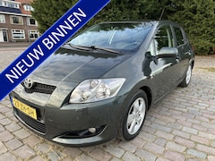 Toyota Auris - 2.2 D-4D Executive Business navi airco/ecc leer int